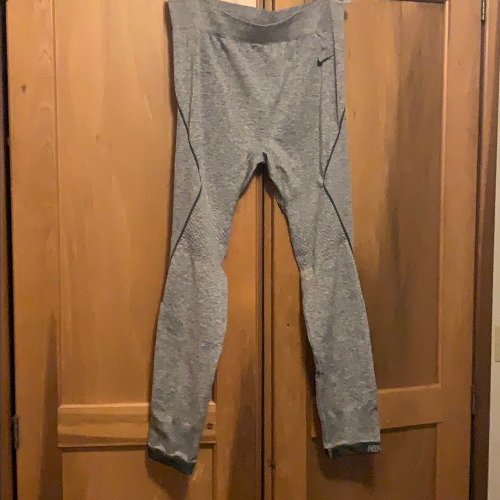Nike pro leggings